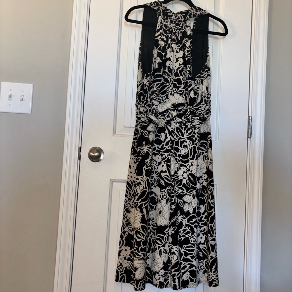 Evan Picone Black and White Floral Midi Dress - Picture 5 of 5